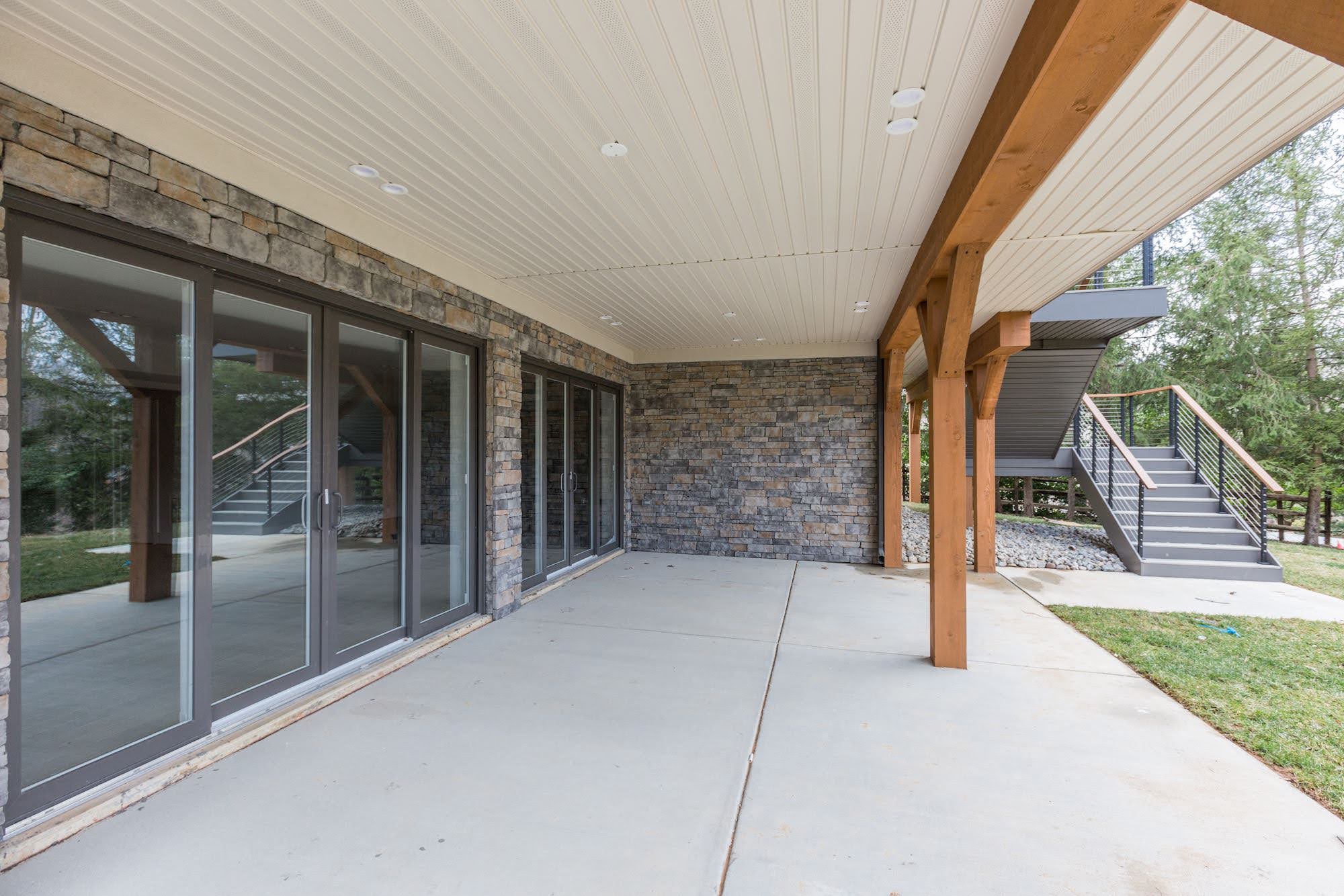 Aluminum sliding — modern home